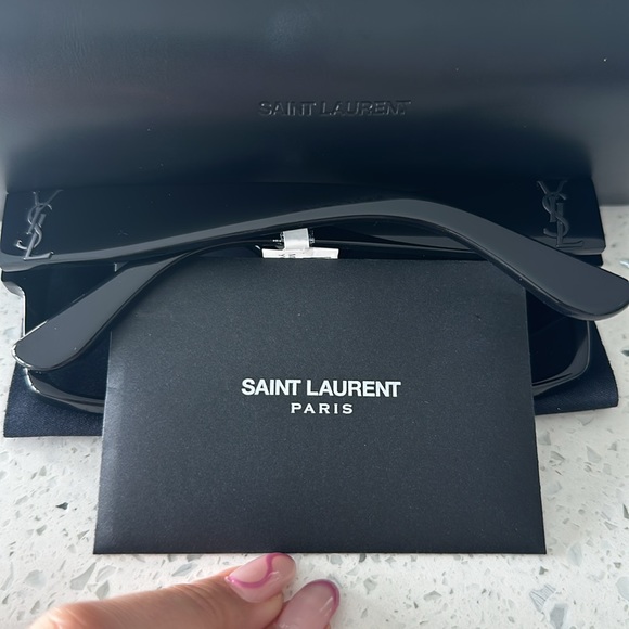 Authentic Saint Laurent Sunglasses 😎 - Picture 3 of 4